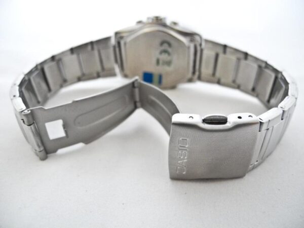 Годинник Casio EDIFICE Classic EFA-120D-1AVEF - Зображення 3