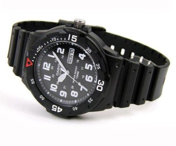 Годинник Casio TIMELESS COLLECTION LRW-200H-1BVEF - Зображення 4