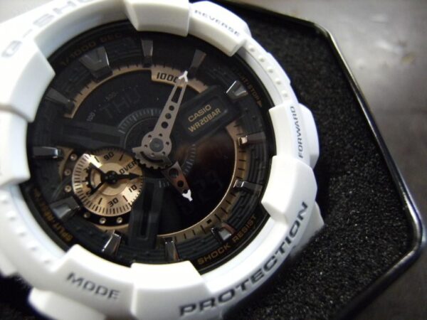 Годинник Casio G-SHOCK Classic GA-110RG-7AER - Зображення 4