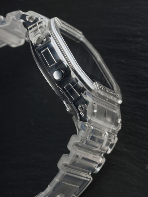 Годинник Casio G-SHOCK The Origin DW-5600SKE-7ER - Зображення 6