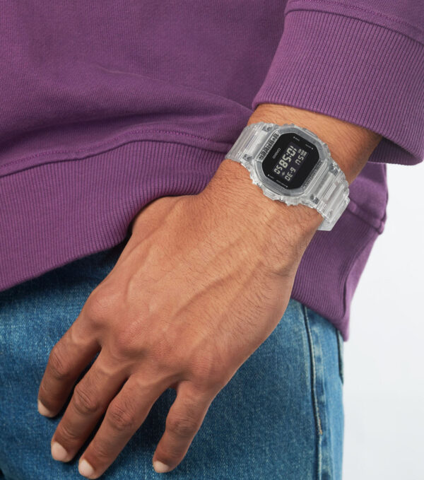 Годинник Casio G-SHOCK The Origin DW-5600SKE-7ER - Зображення 2