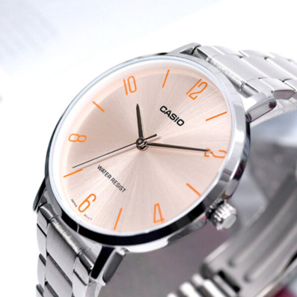 Годинник Casio TIMELESS COLLECTION LTP-VT01D-4B2 - Зображення 2