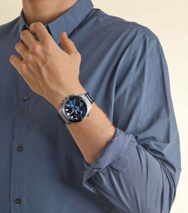 Годинник Casio EDIFICE Bluetooth ECB-30D-2AEF - Зображення 4